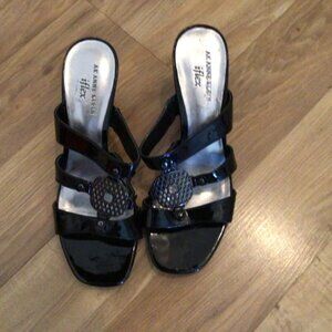 AK Anne Klein iflex Black Heeled Sandal Sz. 7.5